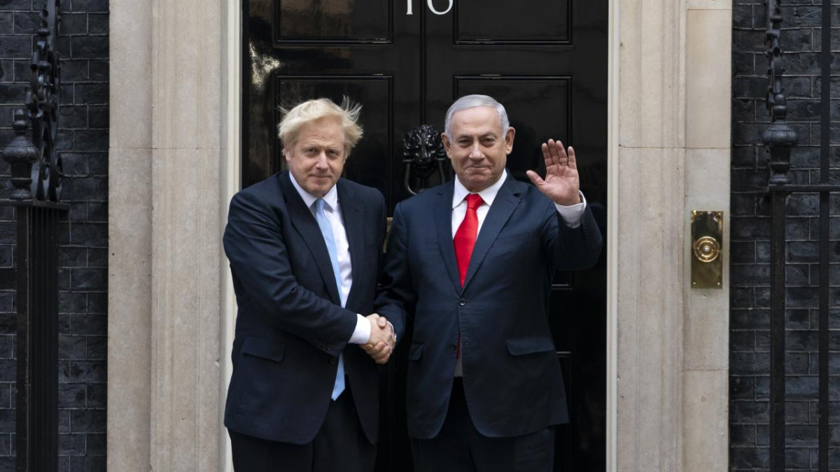 Eski İngiltere Başbakanı Johnson: Netanyahu'nun ziyaretinden sonra banyomda dinleme cihazı buldum