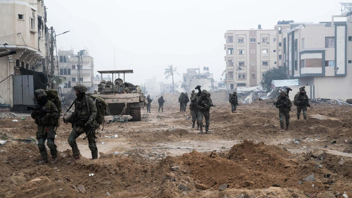 Gazze'nin kuzeyinde sıkışan Filistinliler 11 gündür İsrail'in yoğun saldırı ve kuşatması altında