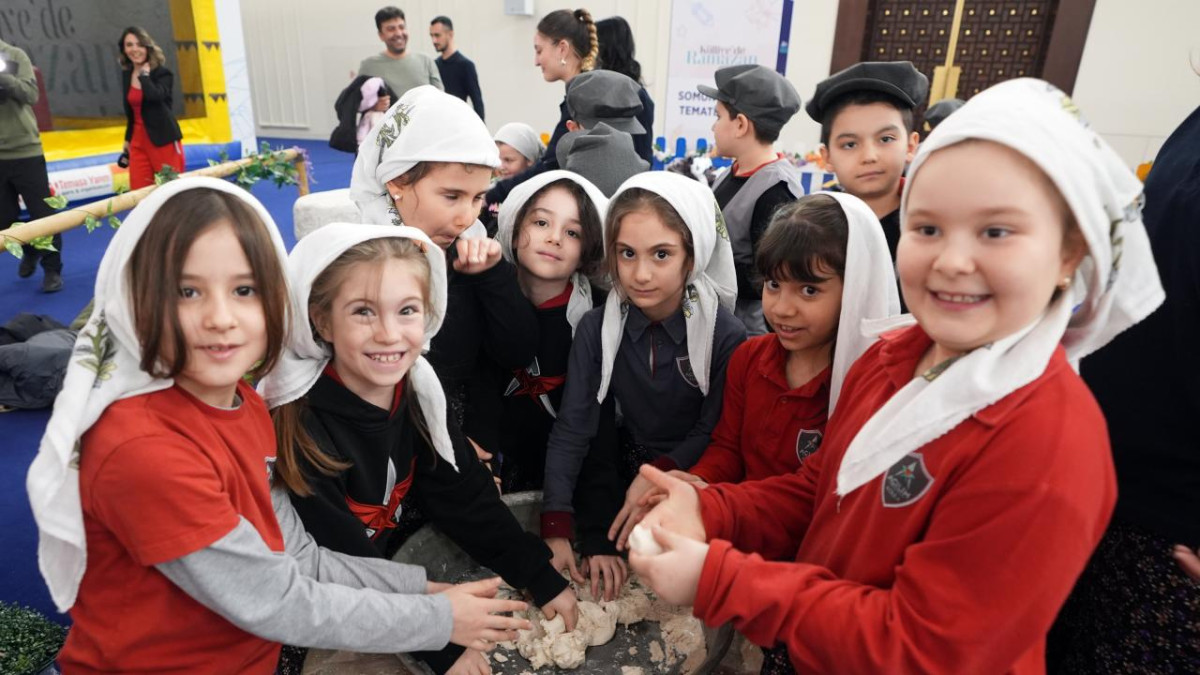 Külliyede Ramazan etkinlikleri yoğun katılımla sürüyor