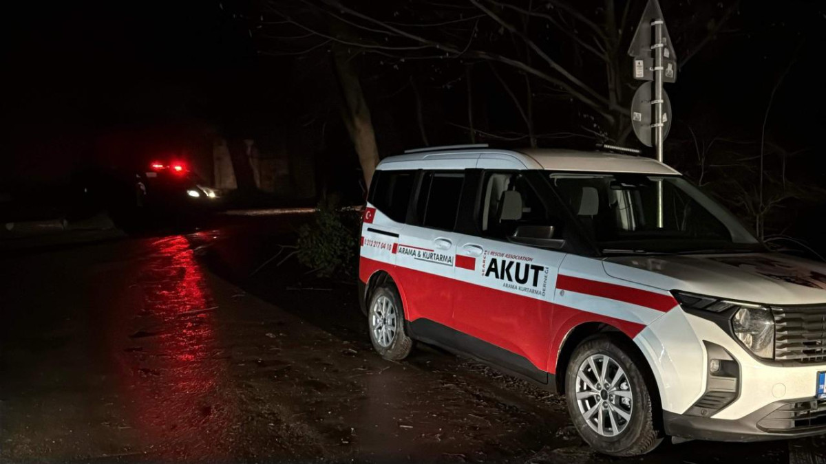 Kaybolan kadın için Belgrad Ormanları'nda arama çalışması başlatıldı