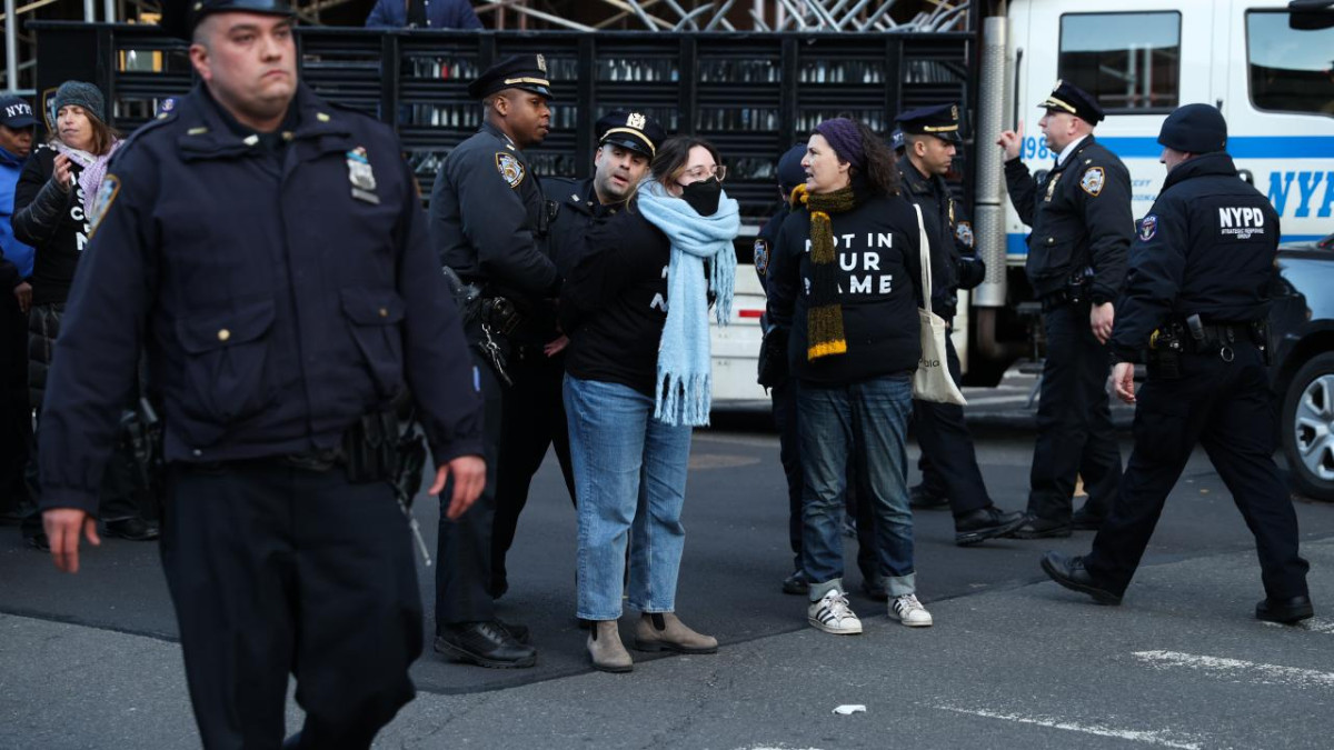 ABD, 600'den fazla uluslararası öğrencinin vizesini iptal etti