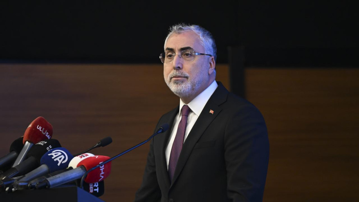 Bakan Işıkhan: İşsizlik oranı son 25 yılın en düşük seviyesinde