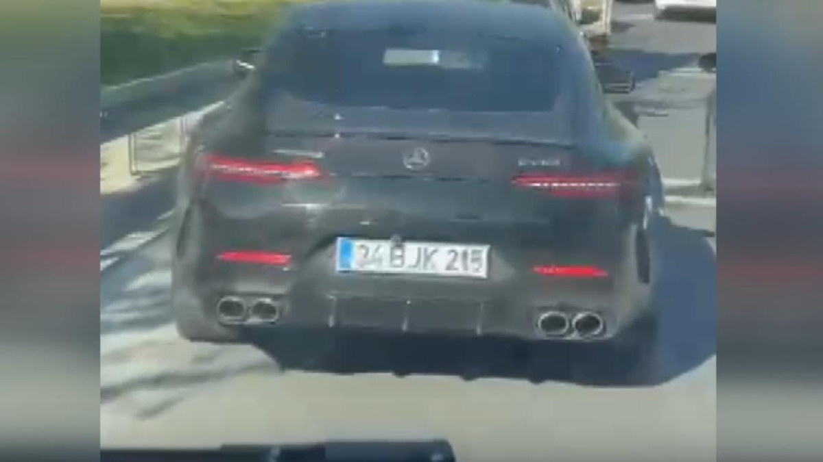 Valinin yeğeniyim diyen çakarlı araç sürücüsüne işlem yapılacak
