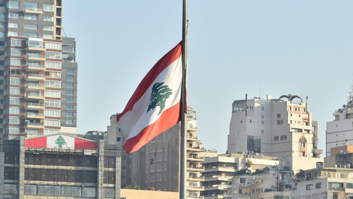 Lübnan'da hükümet Hizbullah dahil tüm silahlı varlığı devlet tekeline aldı