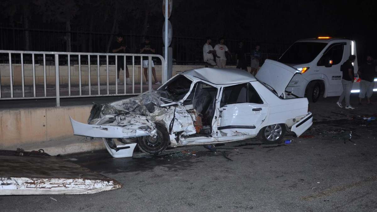 Mersin'de trafik kazası: 1 ölü, 8 yaralı