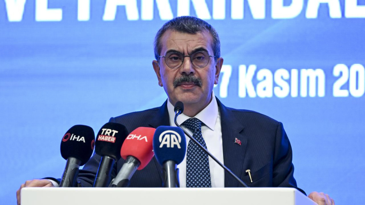 Bakan Tekin: 2002'den itibaren 13 bin öğrenciyi yurt dışına gönderdik