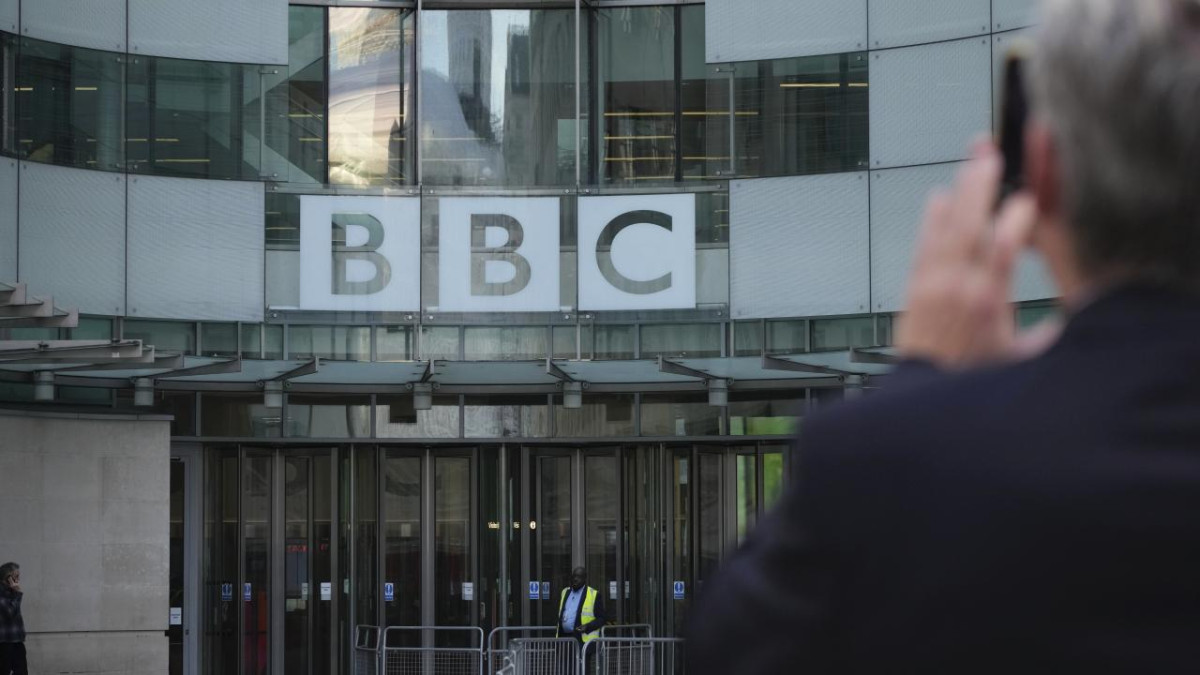 BBC, Trump belgeseli nedeniyle özür diledi ancak tazminat talebini reddetti