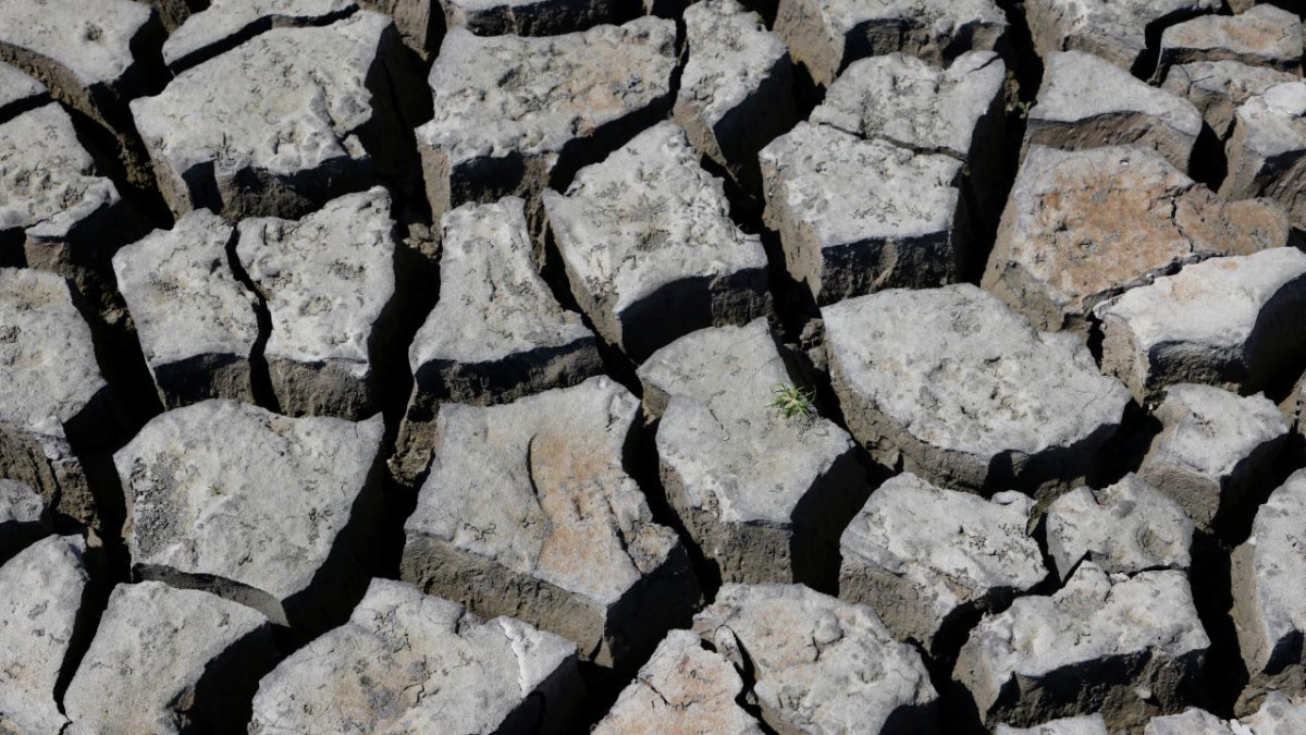 İranlı yetkili: Bu sonbahar, son 58 yılın en az yağış alan dönemi oldu