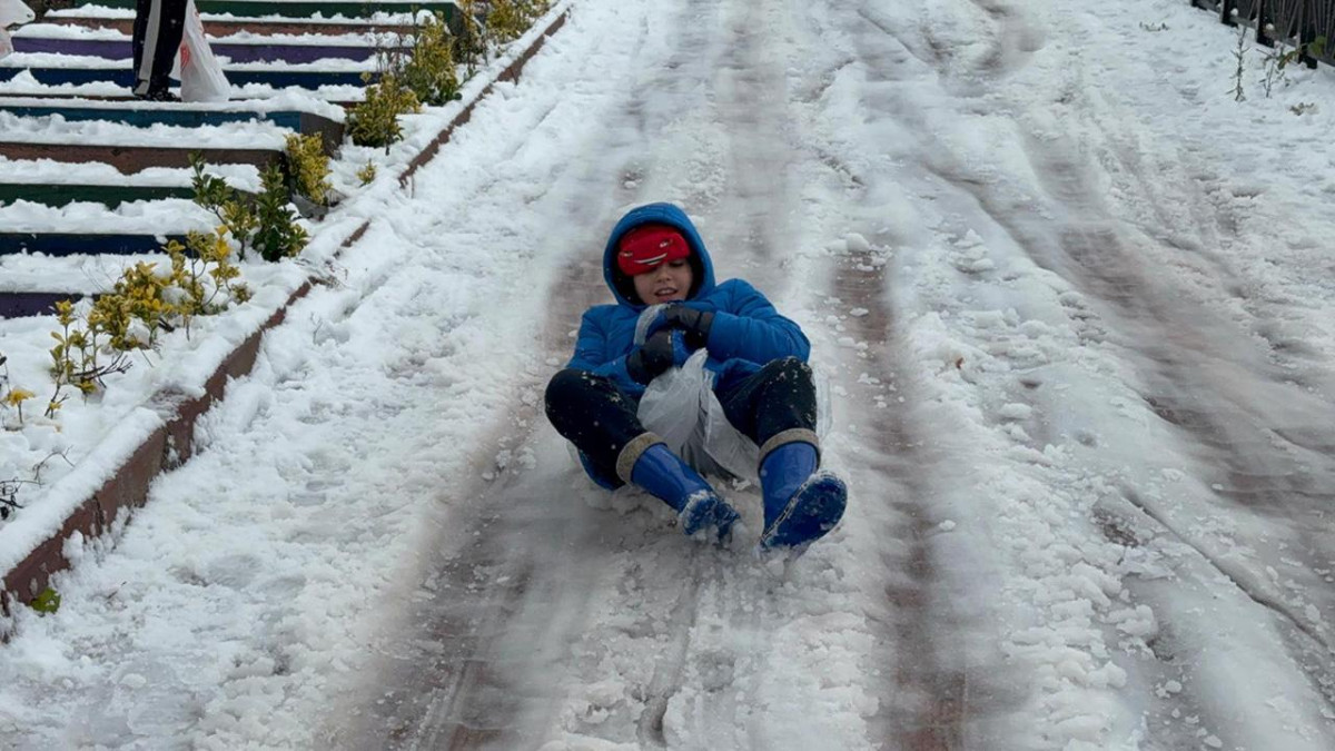 Zonguldak'ta eğitime kar molası